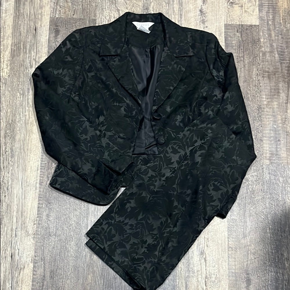 Vintage Black floral cotton blend skirt suit size 8 top size 10 bottom George